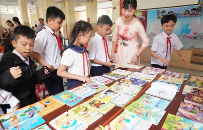 Sôi nổi Ngày hội Sách – Lan tỏa văn hóa đọc trong thời đại số  tại Trường Tiểu học Bạch Đằng