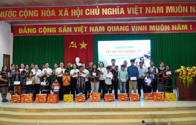 HỘI LHPN PHƯỜNG HẢI CHÂU: “KẾT NỐI YÊU THƯƠNG - ĐỒNG HÀNH CÙNG PHỤ NỮ VÀ TRẺ EM XÃ HÙNG SƠN”