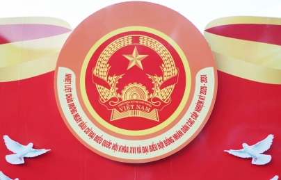 Phố phường Hải Châu rực rỡ cờ hoa chào mừng Ngày hội non sông