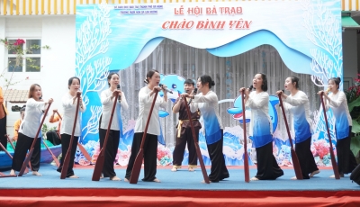 Bản tin Video: Lễ hội Bả trạo “Chào bình yên” của Trường Mầm non Dạ Lan Hương