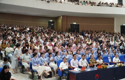 Hơn 1.000 cán bộ, giáo viên tham gia lớp bồi dưỡng chính trị, pháp luật Hè năm 2026 Hơn 1.000 cán bộ, giáo viên tham gia lớp bồi dưỡng chính trị, pháp luật Hè năm 2026