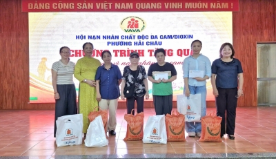 PHƯỜNG HẢI CHÂU TRAO HƠN 45 TRIỆU ĐỒNG HỖ TRỢ NẠN NHÂN CHẤT ĐỘC DA CAM/DIOXIN PHƯỜNG HẢI CHÂU TRAO HƠN 45 TRIỆU ĐỒNG HỖ TRỢ NẠN NHÂN CHẤT ĐỘC DA CAM/DIOXIN