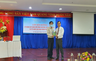 Lớp Bồi dưỡng kỹ năng xây dựng nếp sống văn hóa văn minh đô thị và tổ chức các hoạt động văn hóa Lớp Bồi dưỡng kỹ năng xây dựng nếp sống văn hóa văn minh đô thị và tổ chức các hoạt động văn hóa