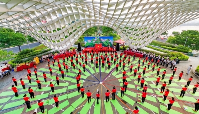 Khai mạc giải thể thao quần chúng Yoga “Hướng mặt trời” Khai mạc giải thể thao quần chúng Yoga “Hướng mặt trời”