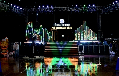 Sôi nổi ngày khai trương Phố đi bộ Bạch Đằng tại thành phố Đà Nẵng Sôi nổi ngày khai trương Phố đi bộ Bạch Đằng tại thành phố Đà Nẵng