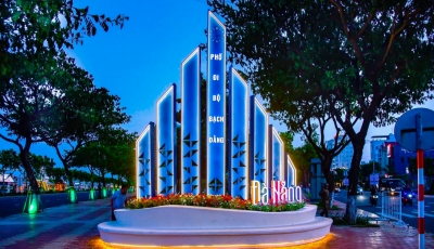 Phố đi bộ Bạch Đằng - Không gian vui chơi giải trí sôi động tại thành phố Đà Nẵng Phố đi bộ Bạch Đằng - Không gian vui chơi giải trí sôi động tại thành phố Đà Nẵng