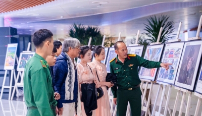 Đặc sắc chương trình nghệ thuật và triển lãm ảnh “80 năm tự hào - Vững bước tương lai” Đặc sắc chương trình nghệ thuật và triển lãm ảnh “80 năm tự hào - Vững bước tương lai”