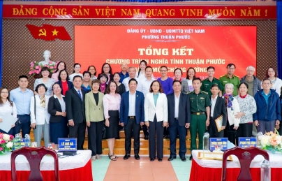 Nghĩa tình Thuận Phước – 15 năm dựng mái ấm cho người dân, giúp học sinh khó khăn viết tiếp những ước mơ Nghĩa tình Thuận Phước – 15 năm dựng mái ấm cho người dân, giúp học sinh khó khăn viết tiếp những ước mơ