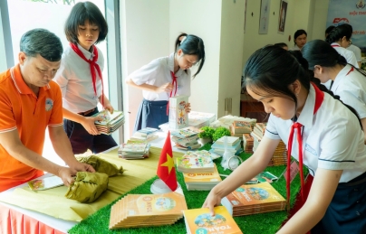 Học sinh quận Hải Châu thoả sức sáng tạo với cuộc thi xếp sách nghệ thuật Học sinh quận Hải Châu thoả sức sáng tạo với cuộc thi xếp sách nghệ thuật