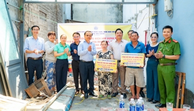 Phường Hải Châu khởi công, bàn giao 4 nhà trong chương trình Xóa nhà tạm, nhà dột nát Phường Hải Châu khởi công, bàn giao 4 nhà trong chương trình Xóa nhà tạm, nhà dột nát