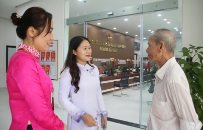 Lãnh đạo phường Hải Châu thăm Trung tâm Phục vụ Hành chính công Lãnh đạo phường Hải Châu thăm Trung tâm Phục vụ Hành chính công