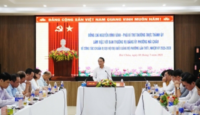 Phó Bí thư Thường trực Thành ủy Nguyễn Đình Vĩnh làm việc với Ban Thường vụ Đảng ủy phường Hải Châu về công tác chuẩn bị đại hội Phó Bí thư Thường trực Thành ủy Nguyễn Đình Vĩnh làm việc với Ban Thường vụ Đảng ủy phường Hải Châu về công tác chuẩn bị đại hội