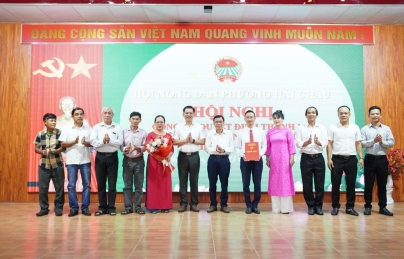 Hội Nông dân phường Hải Châu tổ chức hội nghị công bố quyết định và triển khai nhiệm vụ 6 tháng cuối năm 2025 Hội Nông dân phường Hải Châu tổ chức hội nghị công bố quyết định và triển khai nhiệm vụ 6 tháng cuối năm 2025