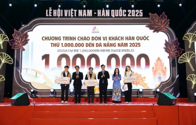 Đà Nẵng chào đón vị khách Hàn Quốc thứ 1 triệu trong năm 2025 Đà Nẵng chào đón vị khách Hàn Quốc thứ 1 triệu trong năm 2025