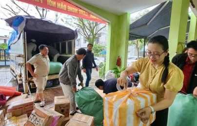 Hơn 7 tấn hàng từ phường Hải Châu đến Quy Nhơn Nam: Chuyến hỗ trợ mang theo những yêu thương vượt sức tưởng tượng Hơn 7 tấn hàng từ phường Hải Châu đến Quy Nhơn Nam: Chuyến hỗ trợ mang theo những yêu thương vượt sức tưởng tượng