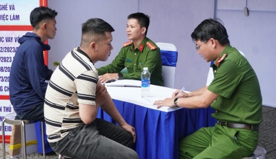 KỲ 2: THẮP LẠI NIỀM TIN CHO NHỮNG CUỘC ĐỜI LỠ BƯỚC KỲ 2: THẮP LẠI NIỀM TIN CHO NHỮNG CUỘC ĐỜI LỠ BƯỚC