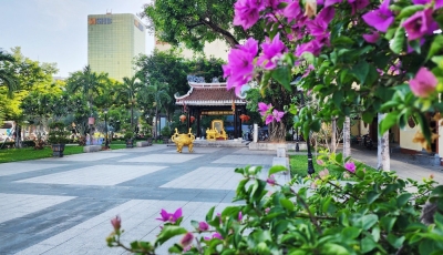 Nghĩa trang được gìn giữ giữa lòng phố, lòng dân Nghĩa trang được gìn giữ giữa lòng phố, lòng dân