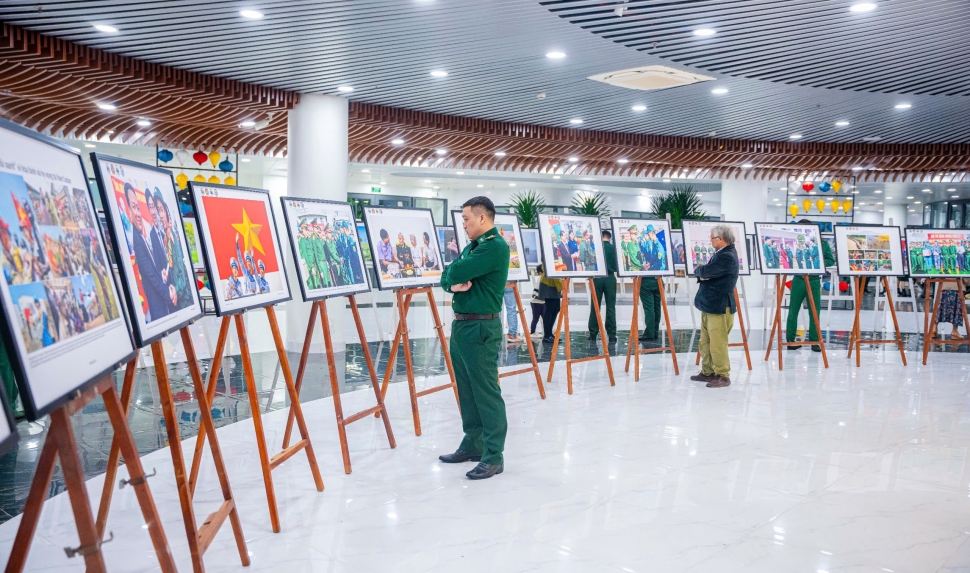 Đặc sắc chương trình nghệ thuật và triển lãm ảnh “80 năm tự hào - Vững bước tương lai” Đặc sắc chương trình nghệ thuật và triển lãm ảnh “80 năm tự hào - Vững bước tương lai”